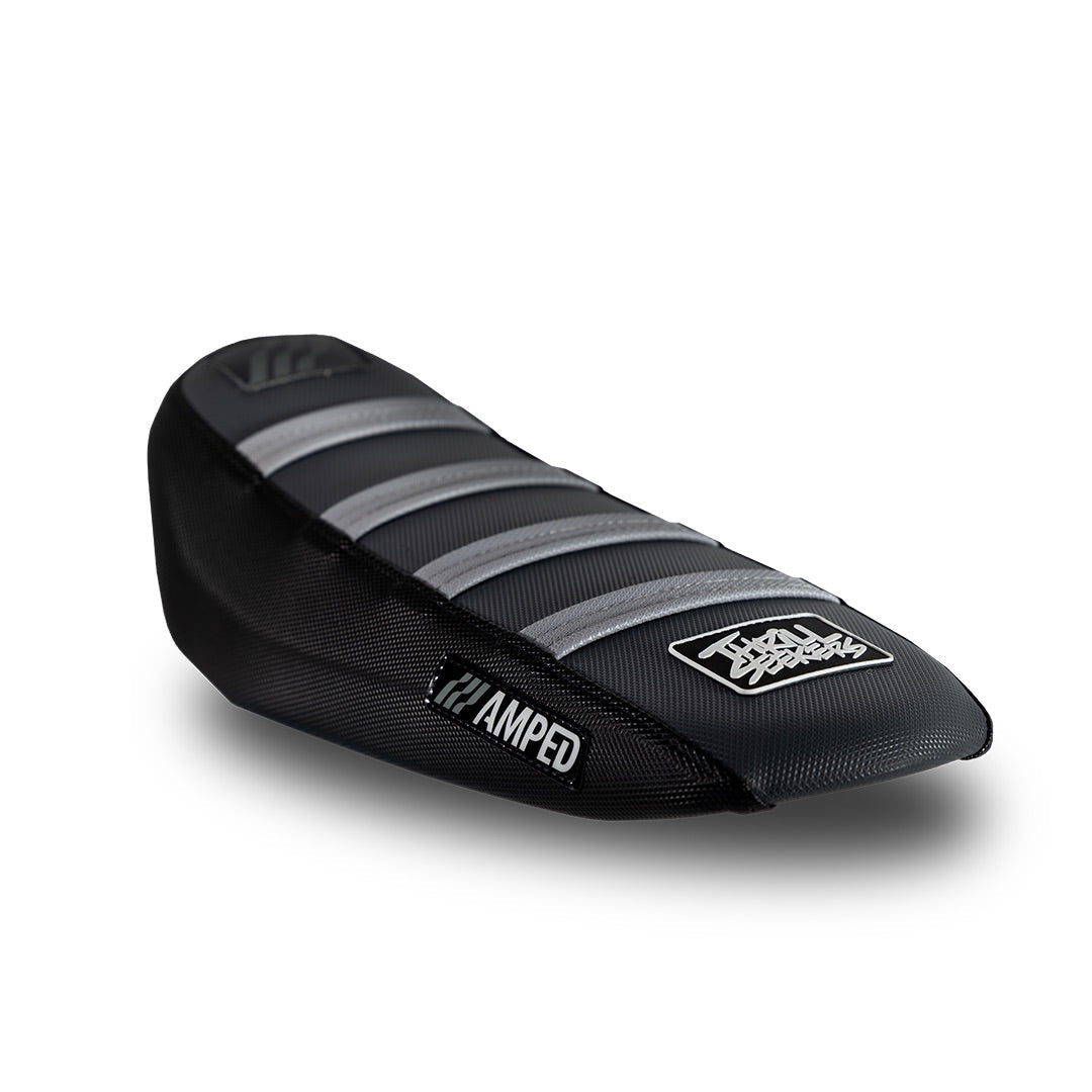 THRILL SEEKERS X AMPED SEAT COVER Mokdern Cycle